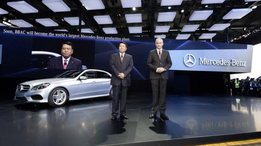  Mercedes-Benz E-Class L 2014 года  (фото 4 из 9)